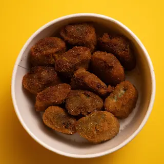 Bucket bites
