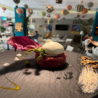 BATTUTA DI CARNE CON BURRATA