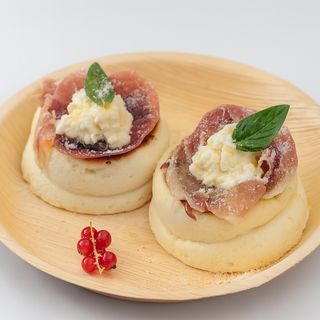 Panfuwa Crudo e Scquacquerone