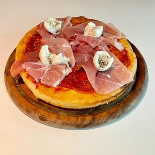 Crudo & stracciatella