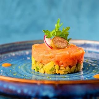 Tartare salmone