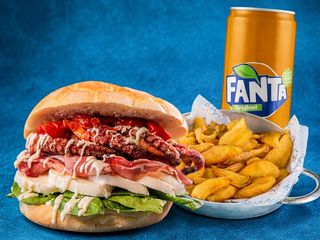 Polpo di fulmine + Patatine e Soft drink in omaggio