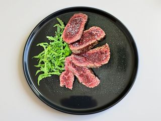 Tagliata di scamone di scottona bavarese