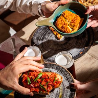 Menù x1: Margherita + Naggex 4pz + Bevanda