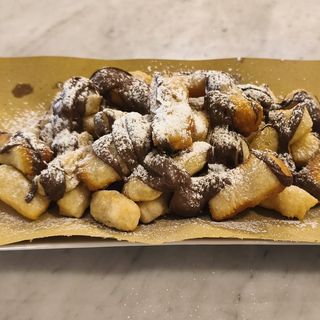 STRACCETTI ALLA NUTELLA