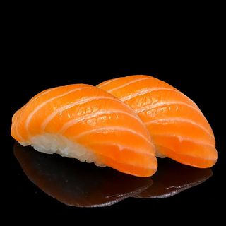 30a Nigiri Salmone con Salse