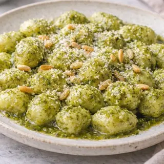 Gnocchi al pesto