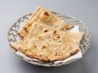 Lasooni naan