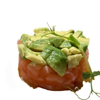 290. Tartare salmone