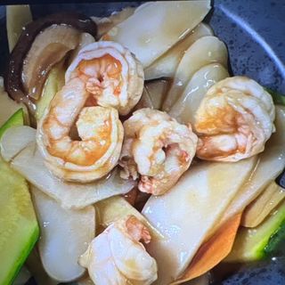 105. Gnocchi di riso saltati con gamberi