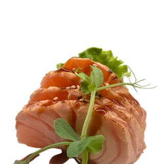 271. Tataki salmone 9 pz
