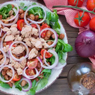 Tonno cipolla salad