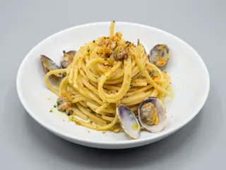 Spaghetti con vongole
