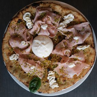 Mortadella e burrata