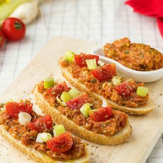 Bruschetta mediterranea (2 pz)