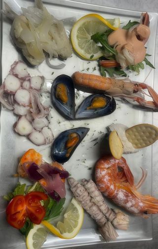 Antipasto misto di pesce