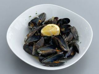 Cozze in bianco