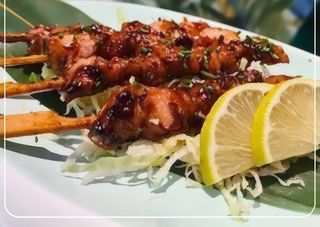Yakitori 4 spiedini di pollo in salsa teriyaki