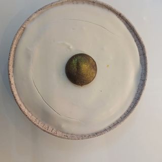 Sacher crostatina con confettura albicocca e cioccolato bianco