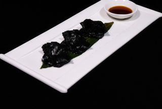 Ravioli al nero di seppia