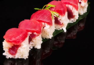 Fresh tuna roll uramaki