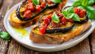 Bruschetta con melanzane arrostite