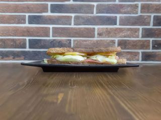 Panino con pancetta, zucchine e provola