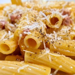 Rigatoni alla carbonara