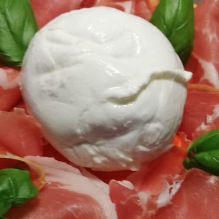 Mozzrella di bufala Campana DOP 250g