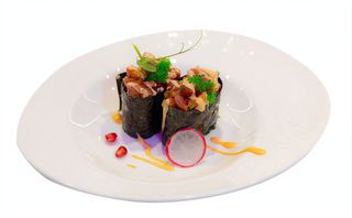 174. Gunkan spicy tuna
