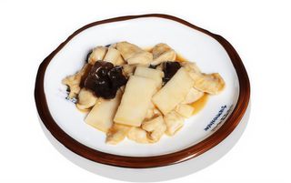 104. Pollo funghi e bambu