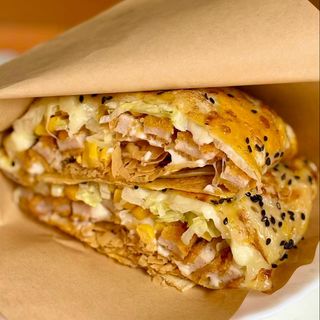 Crepe Uovo (Jianbing)-Con pollo e formaggio