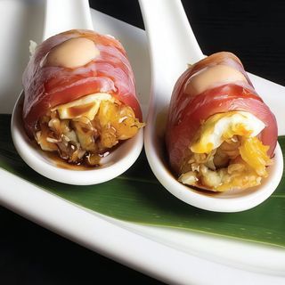 013 Tuna flower roll