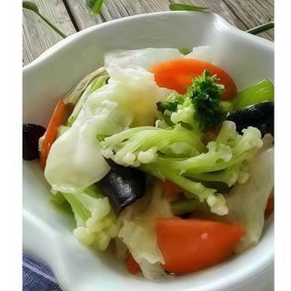 144 Verdure miste saltate