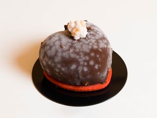 Rocher al cioccolato a forma di cuore monoporzione