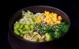 46 Poke vegetariana 