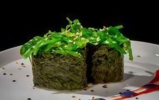 77 Gunkan wakame