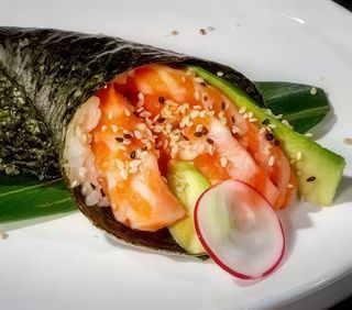 86 Temaki sake