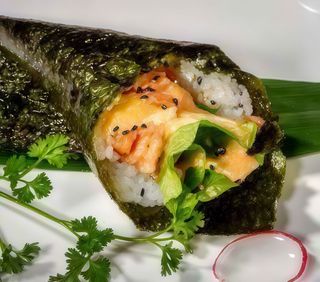 89 Temaki spicy maguro