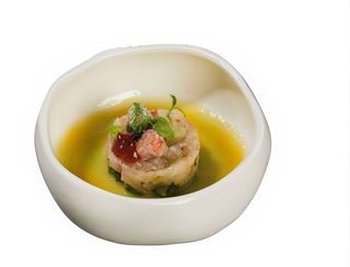 155 Tartare branzino