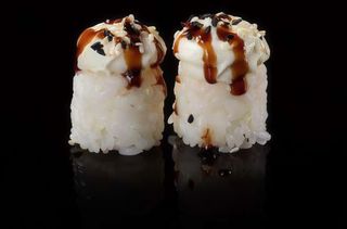 176 Gunkan snowballs