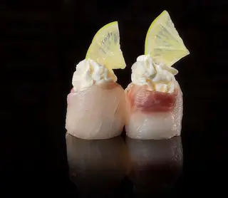 189 Gunkan branzino