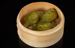 27 Vegetal gyoza