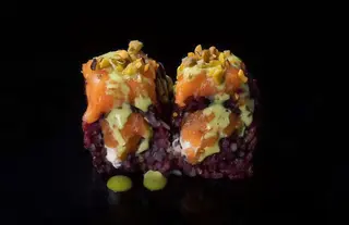 143 Salmon menta