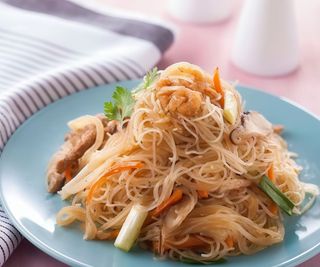 21. Spaghetti di riso di manzo alla piastra