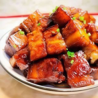 57. Maiale brasato rosso