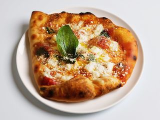 La montanara fritta e infornata con Pom. del Piennolo