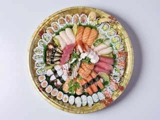 G39 Sushi perty per quattro persone 80 pezzi