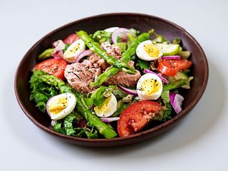 027 Insalata di salmone