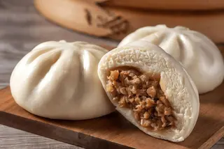 Pane grande cinese con carne 2 pezzi